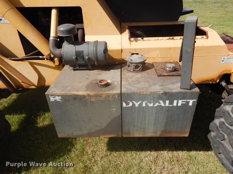 image for item FI9888 1999 Gehl 553 telehandler