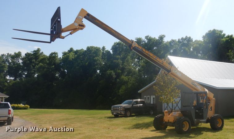 image for item FI9888 1999 Gehl 553 telehandler