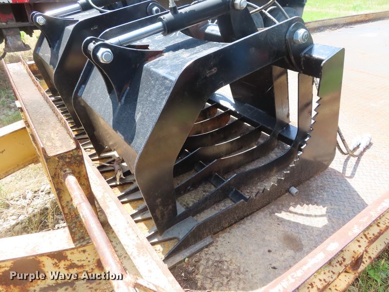 image for item FJ9142 66"W skid steer grapple bucket