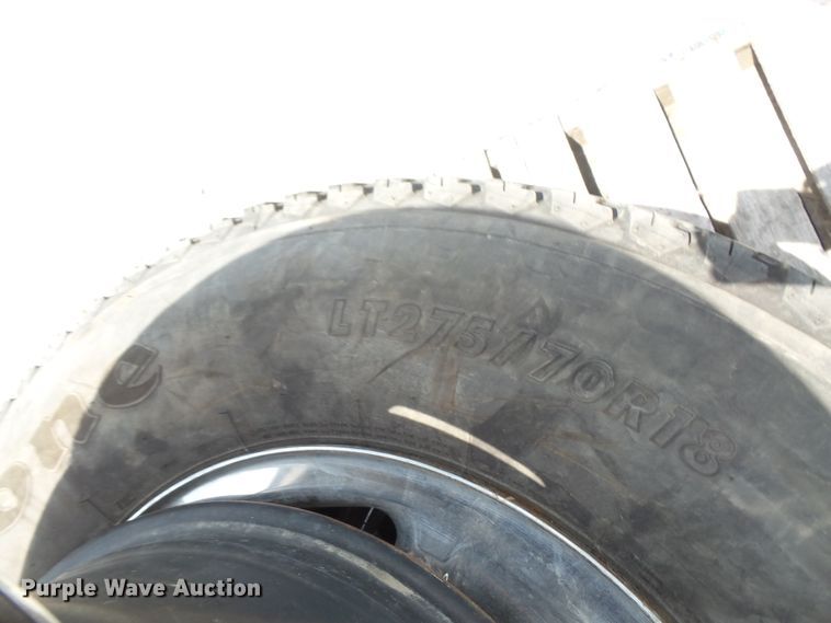 image for item FJ9153 (6) tires and wheels