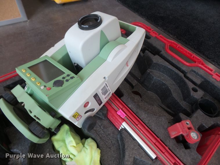 image for item FJ9157 Leica TS02 Plus total station