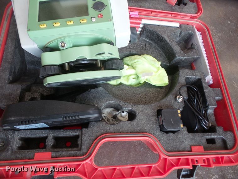 image for item FJ9157 Leica TS02 Plus total station