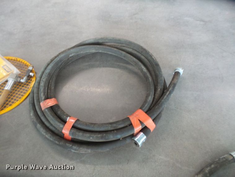 image for item FJ9159 2017 Reed Guncrete Sova-V07 gunite pump machine