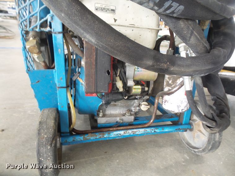 image for item FJ9160 Curb roller with Bunyen hydraulic power pack