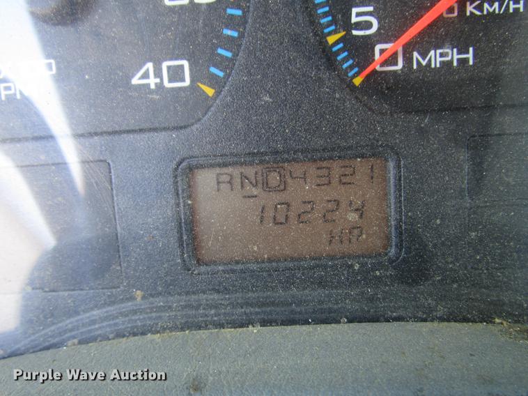 image for item FJ9678 2006 International 4300 digger derrick truck