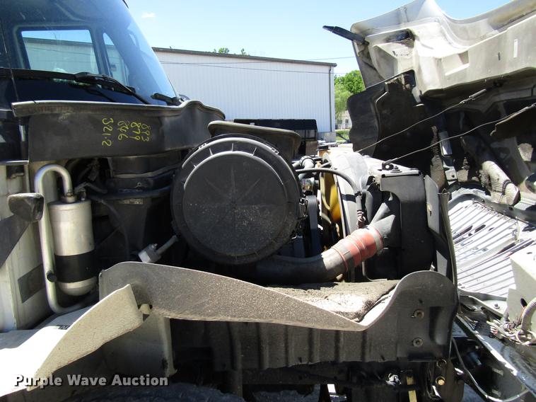 image for item FJ9678 2006 International 4300 digger derrick truck