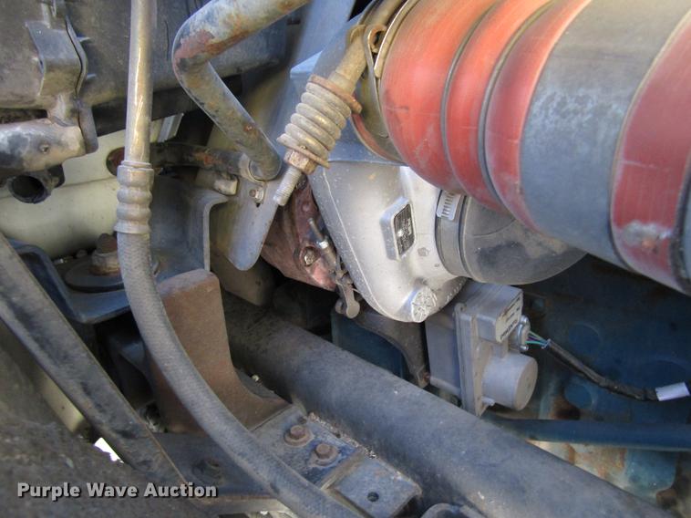 image for item FJ9678 2006 International 4300 digger derrick truck