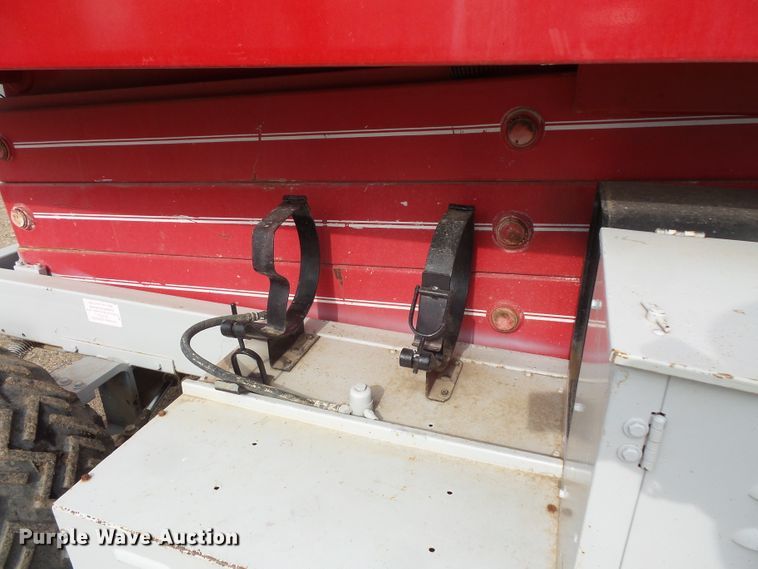 image for item FM9465 Mec 25RT scissor lift