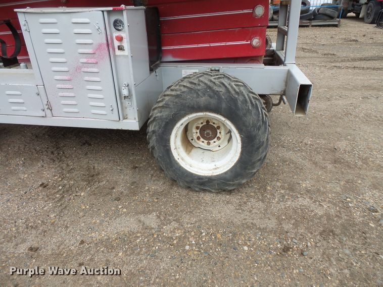 image for item FM9465 Mec 25RT scissor lift