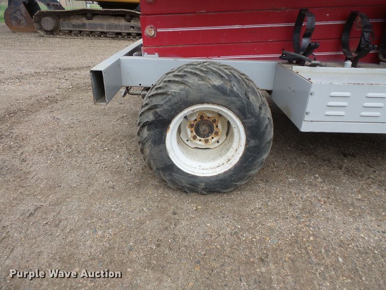 image for item FM9465 Mec 25RT scissor lift