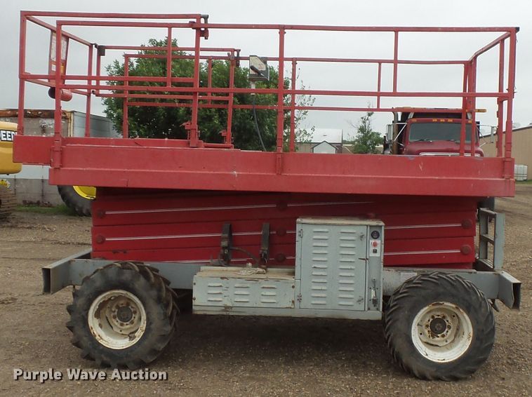 image for item FM9466 Mec 25RT scissor lift