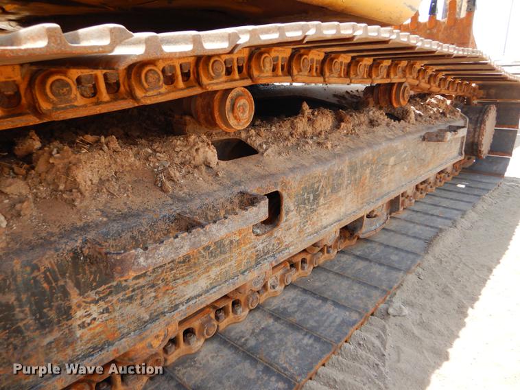 image for item FT9623 1999 John Deere 200LC excavator