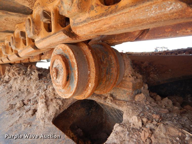 image for item FT9623 1999 John Deere 200LC excavator