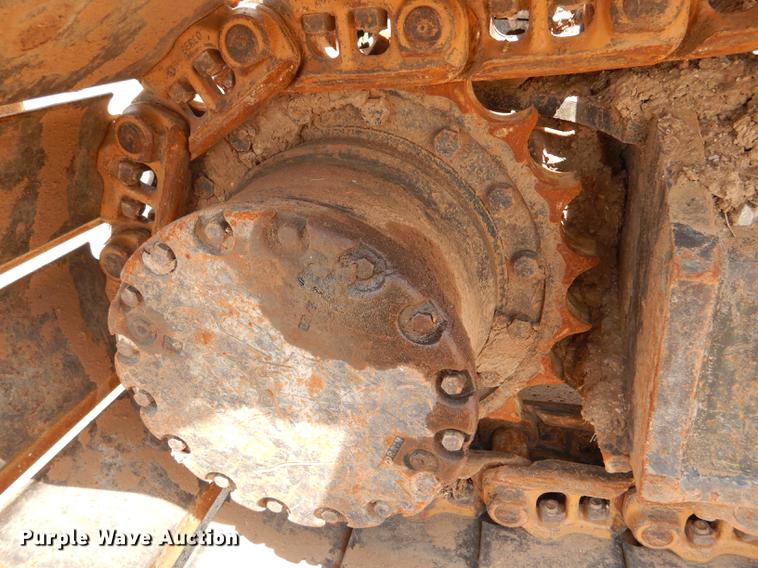 image for item FT9623 1999 John Deere 200LC excavator