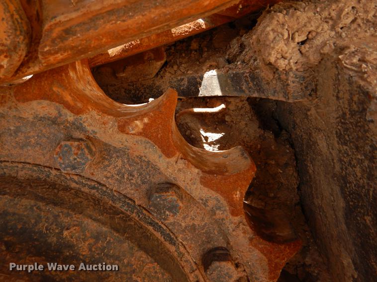 image for item FT9623 1999 John Deere 200LC excavator