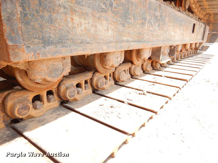 image for item FT9623 1999 John Deere 200LC excavator