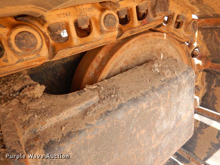 image for item FT9623 1999 John Deere 200LC excavator