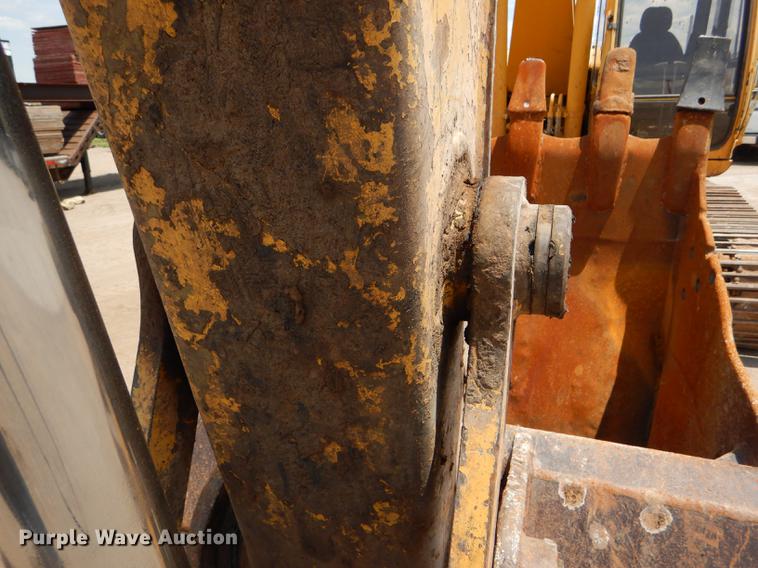 image for item FT9623 1999 John Deere 200LC excavator