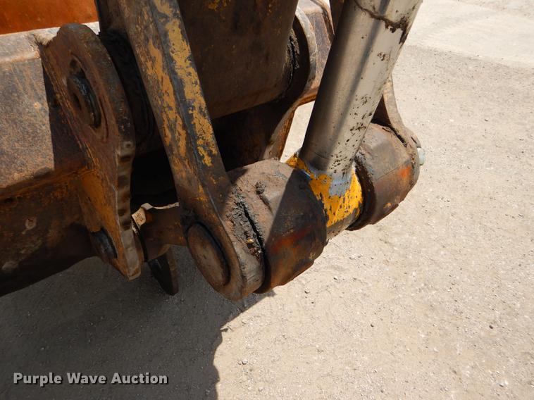 image for item FT9623 1999 John Deere 200LC excavator