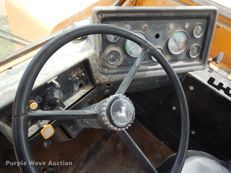 image for item FT9629 John Deere 762 elevating scraper