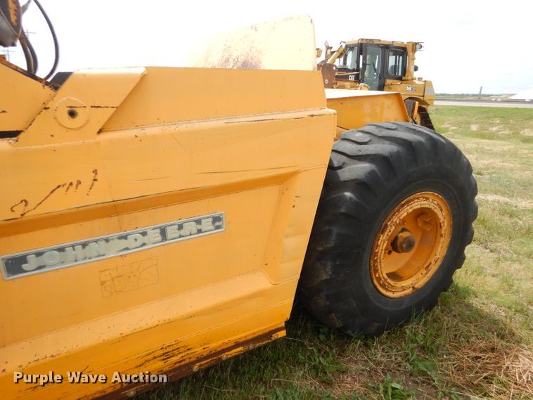 image for item FT9629 John Deere 762 elevating scraper