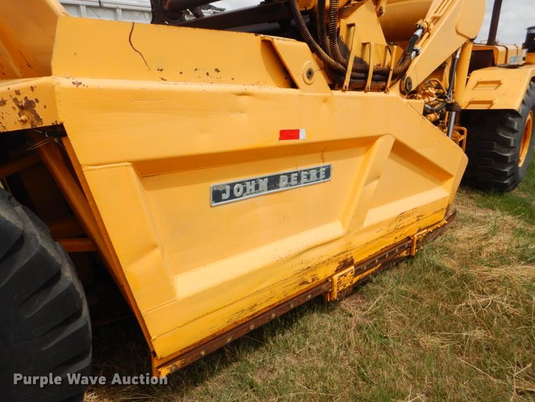 image for item FT9629 John Deere 762 elevating scraper