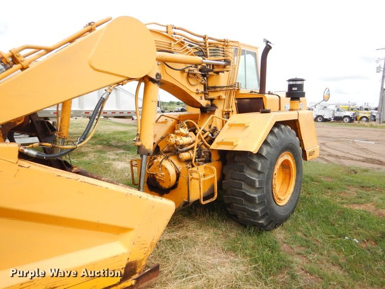 image for item FT9629 John Deere 762 elevating scraper