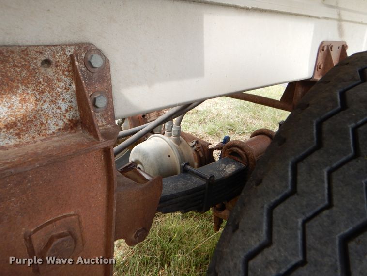 image for item FT9631 1989 Mate bottom dump trailer