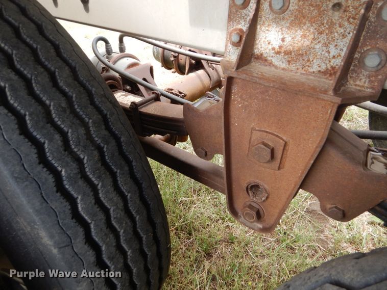 image for item FT9631 1989 Mate bottom dump trailer