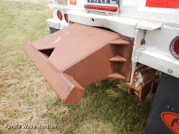 image for item FT9631 1989 Mate bottom dump trailer