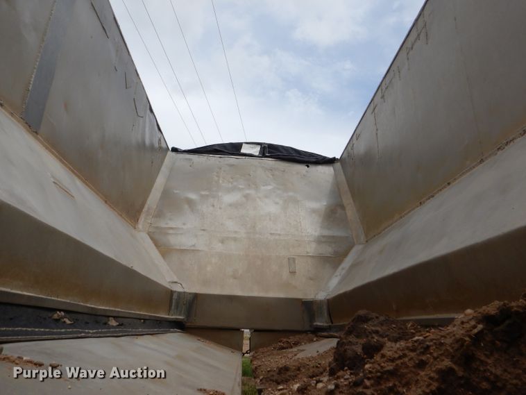 image for item FT9631 1989 Mate bottom dump trailer