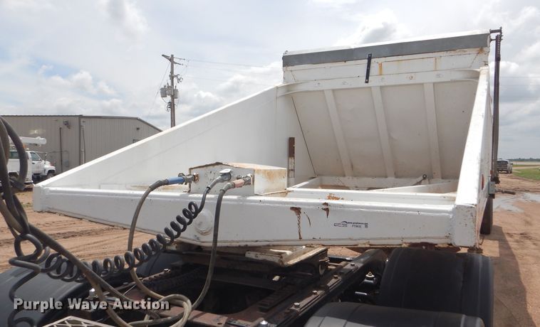 image for item FT9632 1991 Ranch bottom dump trailer