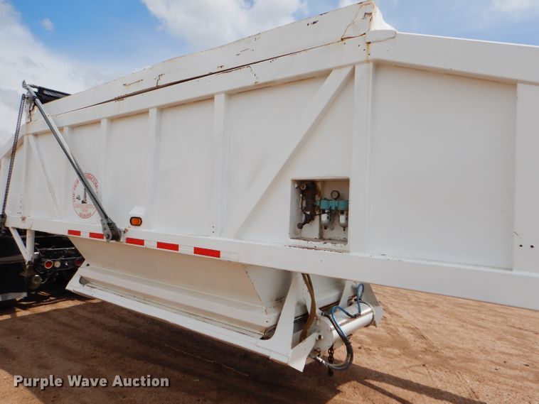 image for item FT9632 1991 Ranch bottom dump trailer