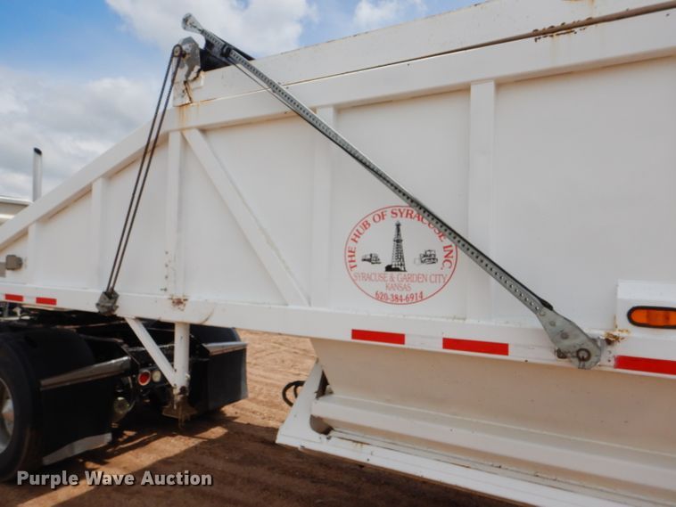 image for item FT9632 1991 Ranch bottom dump trailer