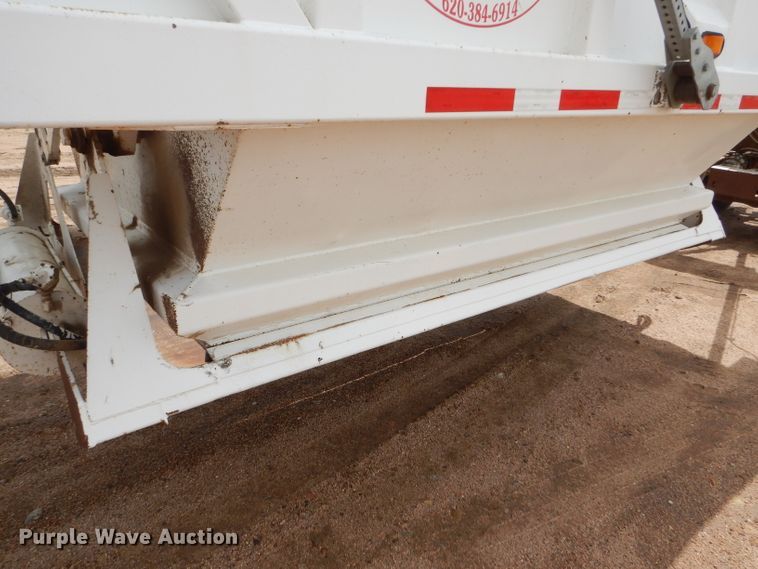 image for item FT9632 1991 Ranch bottom dump trailer