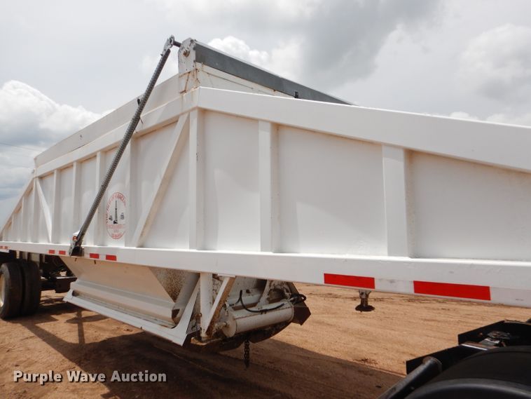 image for item FT9632 1991 Ranch bottom dump trailer