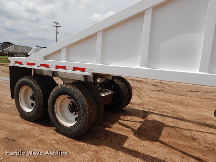 image for item FT9632 1991 Ranch bottom dump trailer