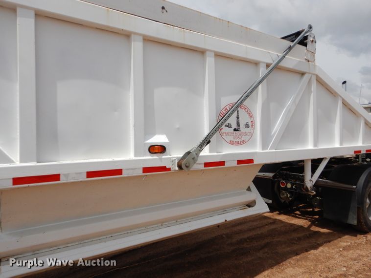 image for item FT9632 1991 Ranch bottom dump trailer