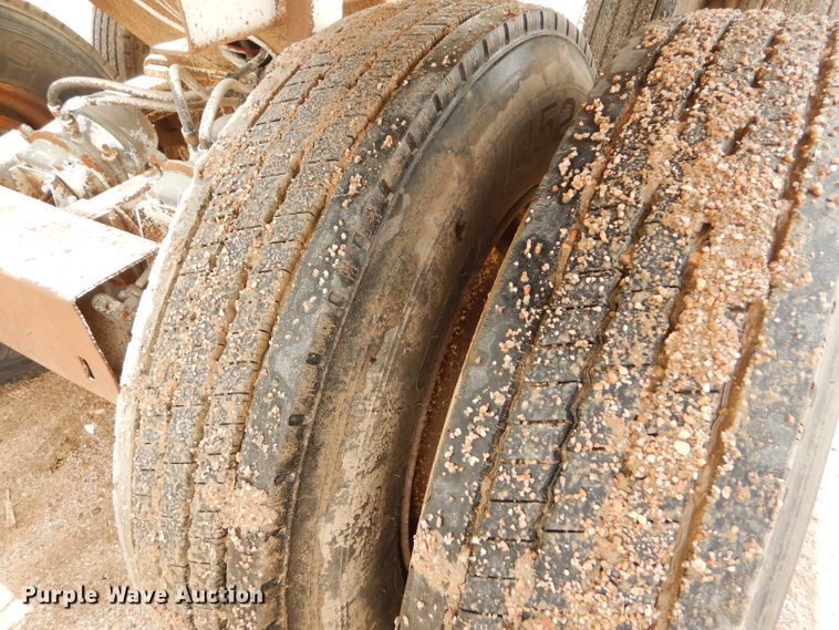 image for item FT9632 1991 Ranch bottom dump trailer