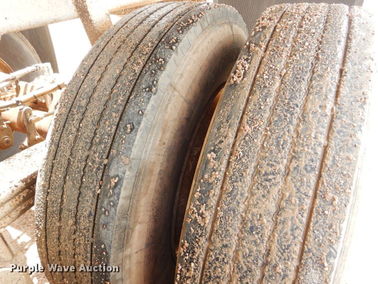 image for item FT9632 1991 Ranch bottom dump trailer