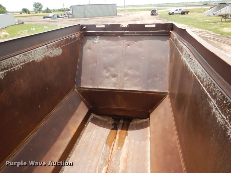 image for item FT9632 1991 Ranch bottom dump trailer