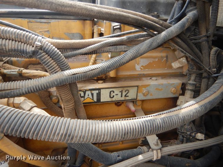 image for item FT9633 2000 Kenworth W900B semi truck