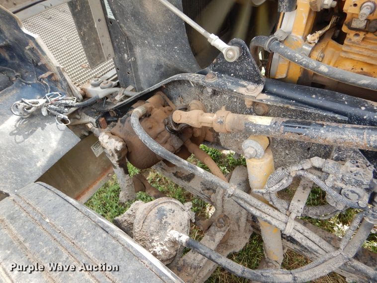 image for item FT9633 2000 Kenworth W900B semi truck