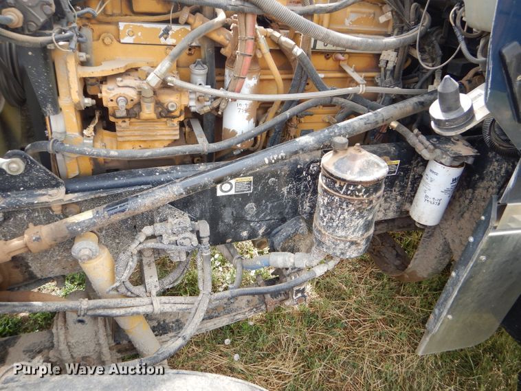 image for item FT9633 2000 Kenworth W900B semi truck