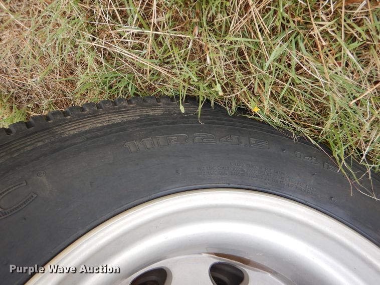 image for item FT9633 2000 Kenworth W900B semi truck