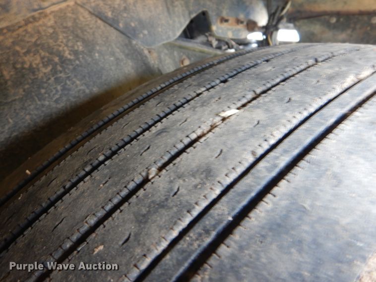 image for item FT9633 2000 Kenworth W900B semi truck