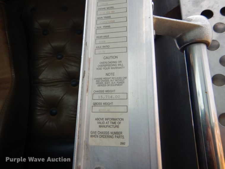 image for item FT9633 2000 Kenworth W900B semi truck