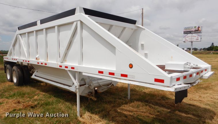 image for item FT9634 1988 Ranch bottom dump trailer
