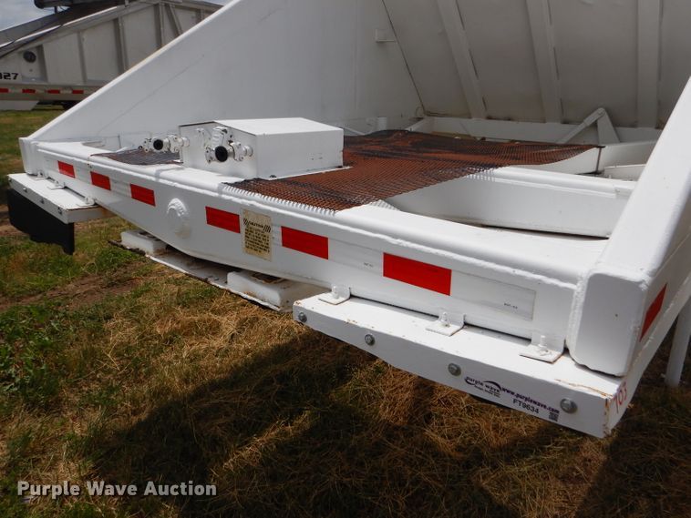 image for item FT9634 1988 Ranch bottom dump trailer