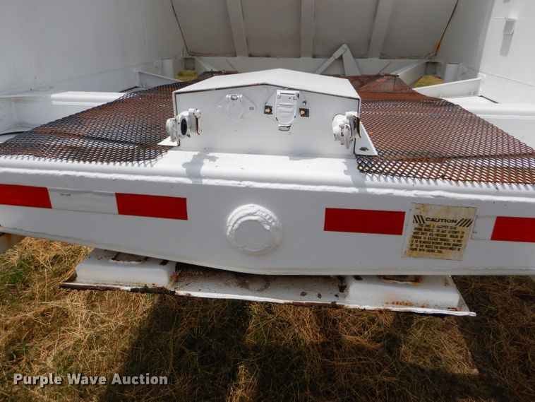 image for item FT9634 1988 Ranch bottom dump trailer